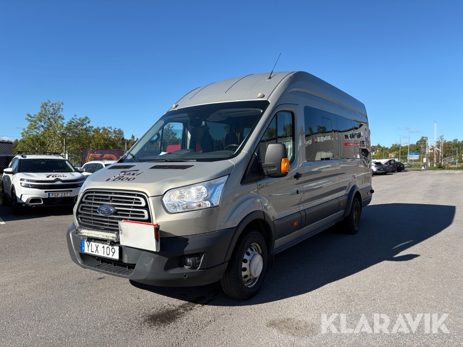 Minibuss Ford Transit 17 platser
