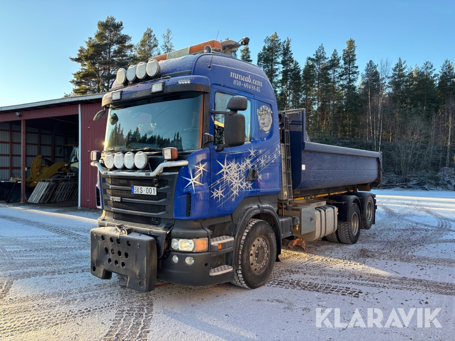 Lastväxlare Scania R560 plogutrustad