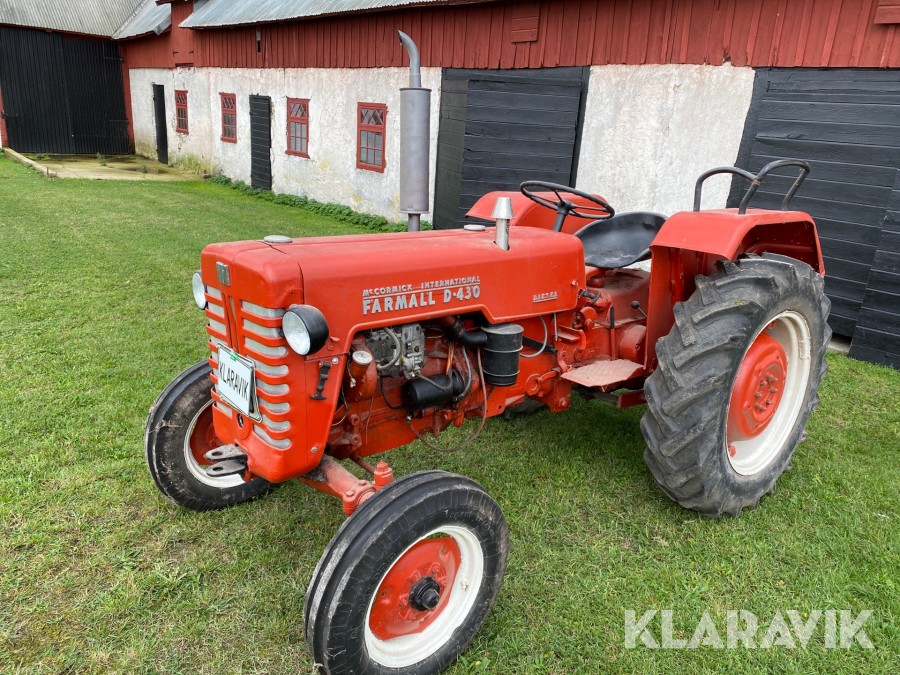 Veterantraktor McCormick International Farmall D-430