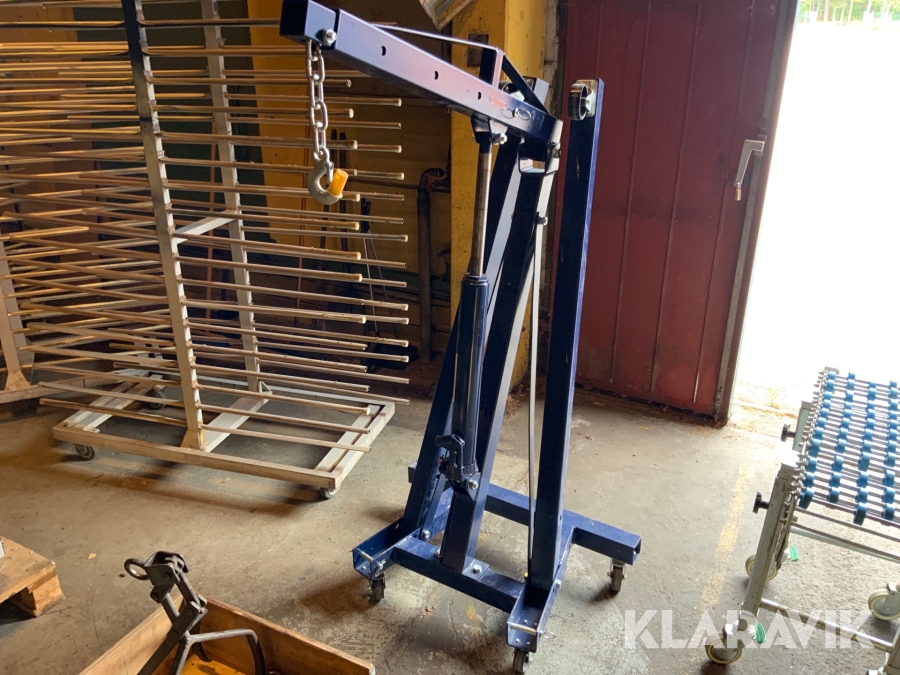 Motorlyft Biltema 2000kg