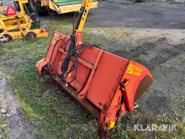 Sandspridare Duun Sa800 med 3-punktsfäste