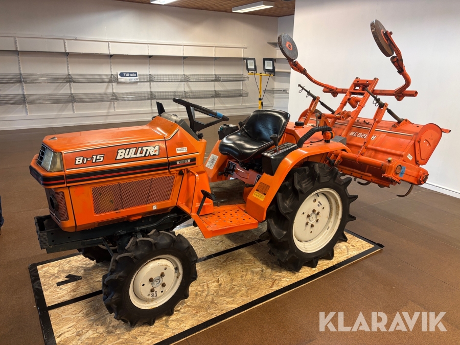 Minitraktor Kubota Bulltra B1-15 med jordfräs
