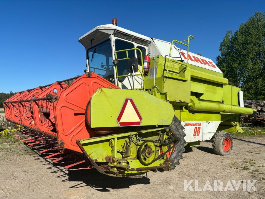 Skördetröska 17 fot Claas Dominator 96