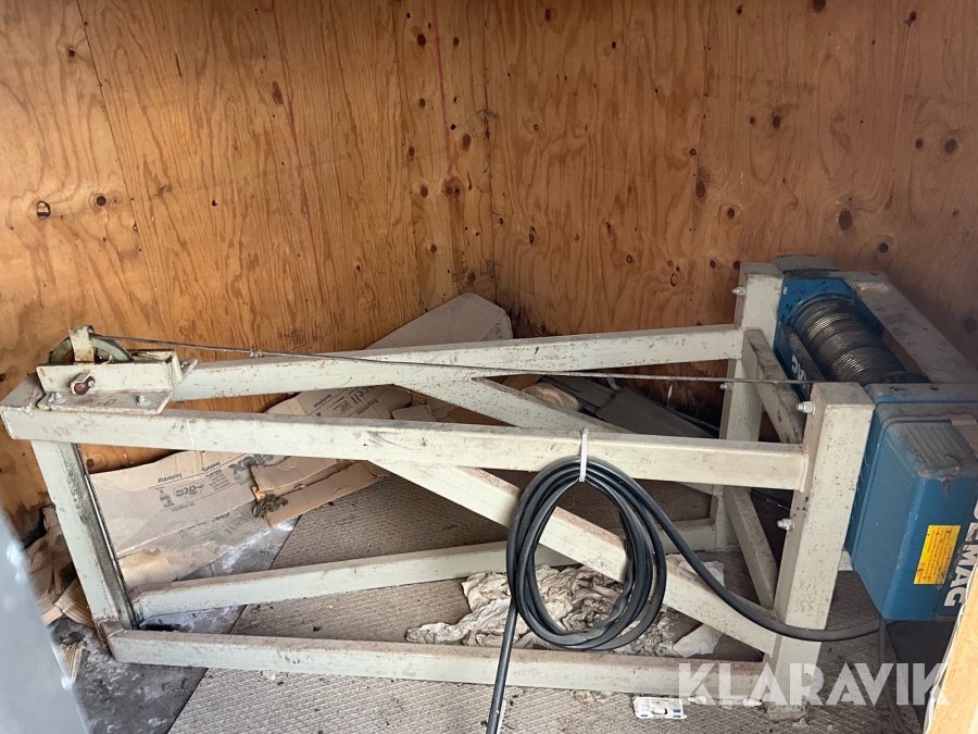 Telfer Demag på balk 800 kg