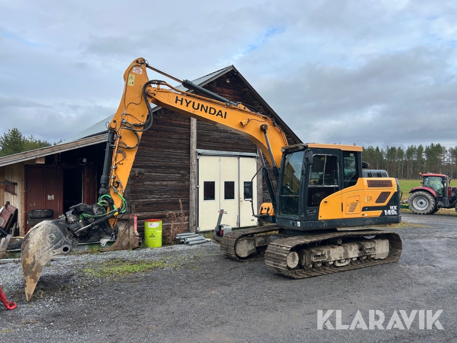 Grävmaskin Hyundai HX140 L med Planeringsskopa