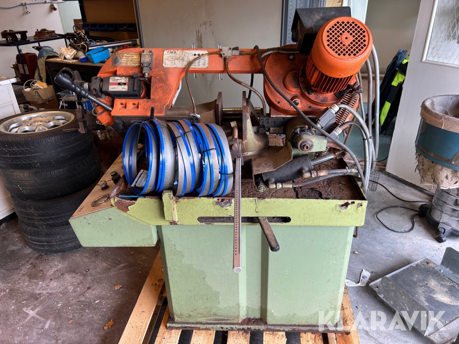 Halvautomatisk såg F.M.B 250 SA