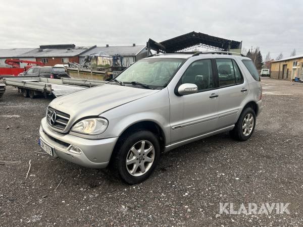 Mercedes-Benz ML400