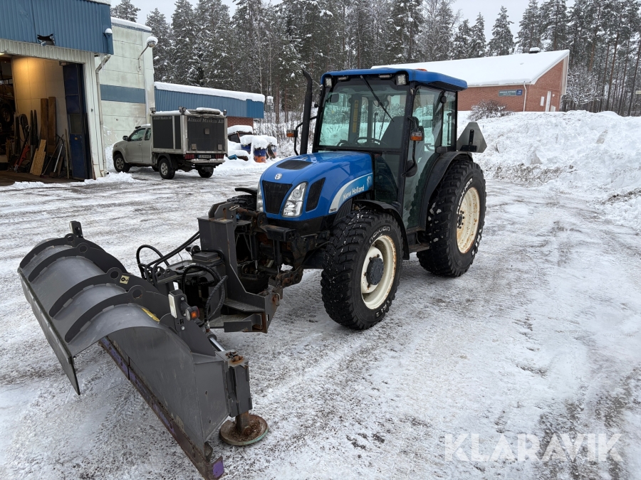 Traktor New Holland TN95DA Med snöblad