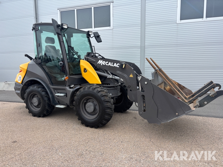 Hjullastare Mecalac AS600 svänglastande