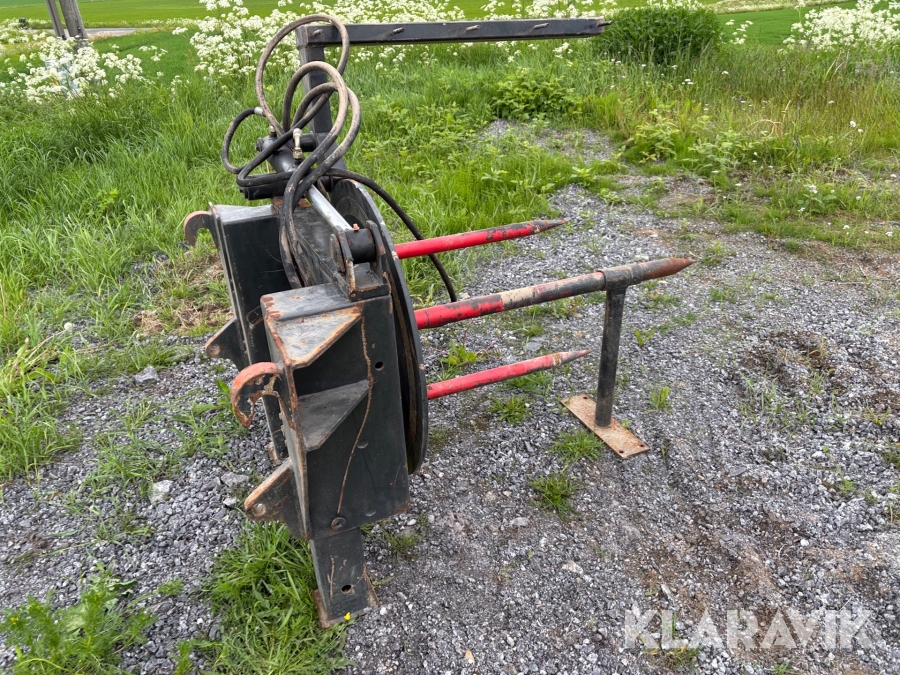 Rundbalsupprullare med eurofäste