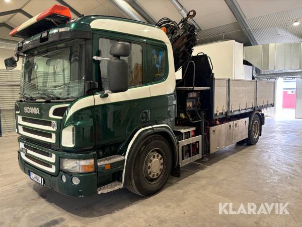 Kranbil Scania P380 med HIAB kran och tippflak