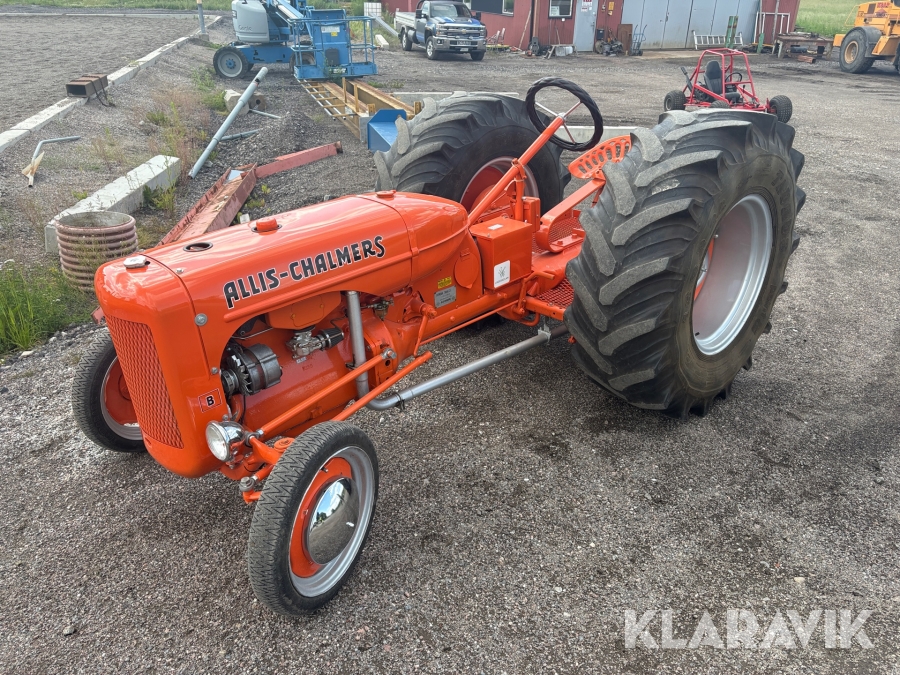 Traktor Allis-Chalmers B Custom