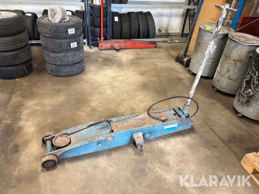 Tryckluftsdriven domkraft Yasui YMA 1500 15 ton