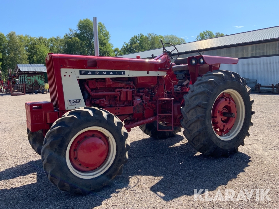 Traktor Farmall International 806 4wd veteran amerikamodell