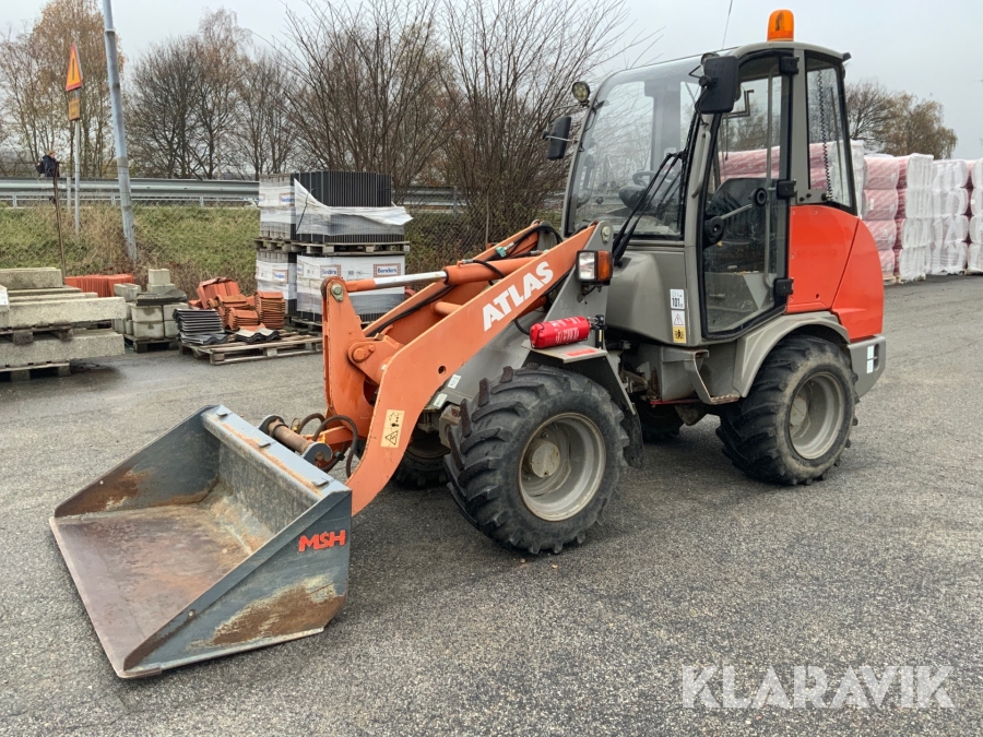 Lastmaskin Atlas 40 med vikplog