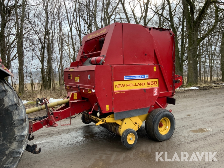 Rundbalspress New Holland 650 Bale Command