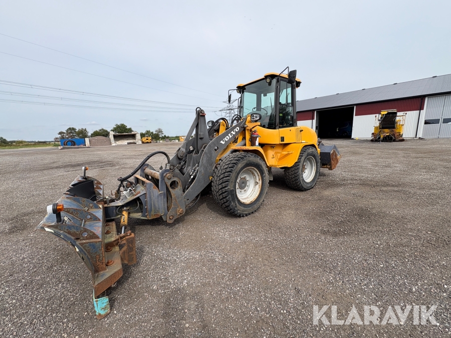 Hjullastare Volvo L35pro Med Redskap.