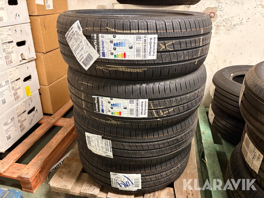 Däck Goodyear EfficientGrip Performance 205/50R19 4st