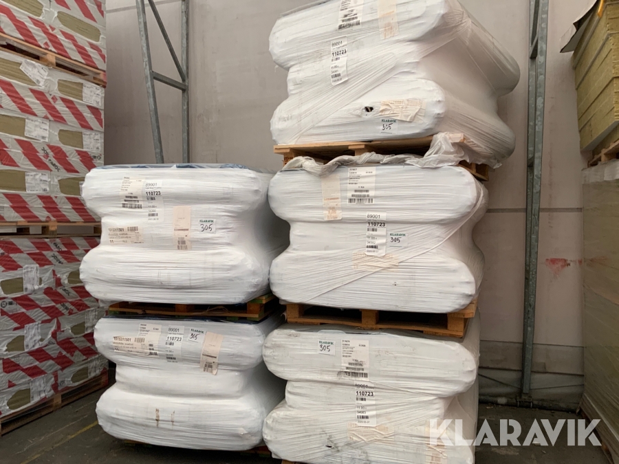 Täckfolie modul svart/vit UV T-emballage 1500/12000x0,120 mm, 55 stycken rullar