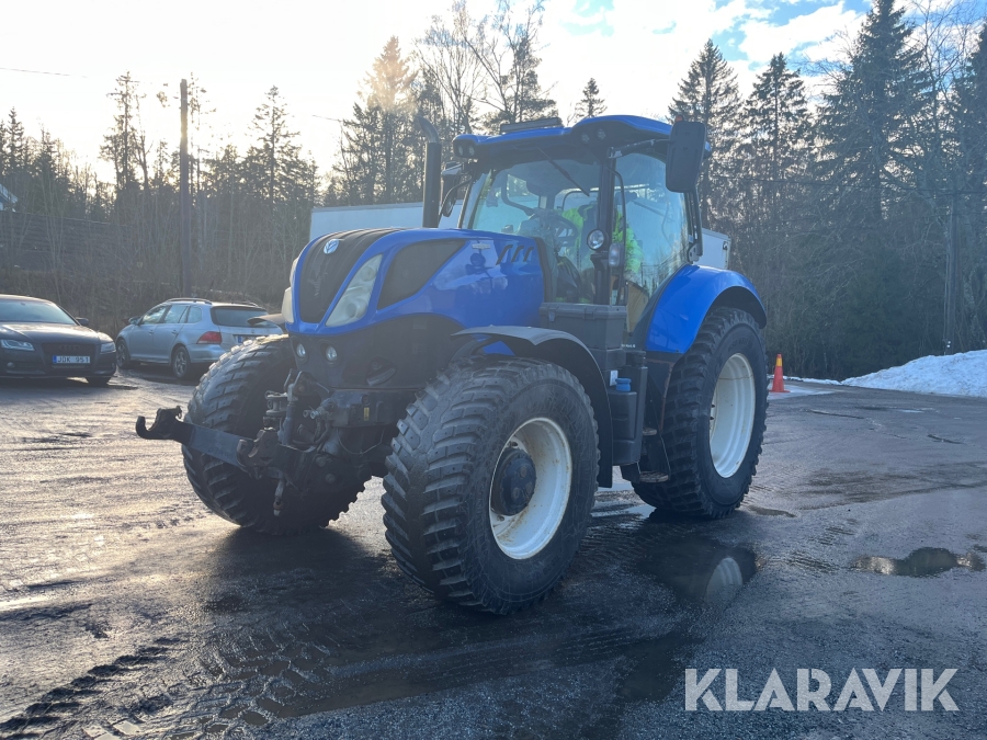 Traktor New Holland T7.175AC