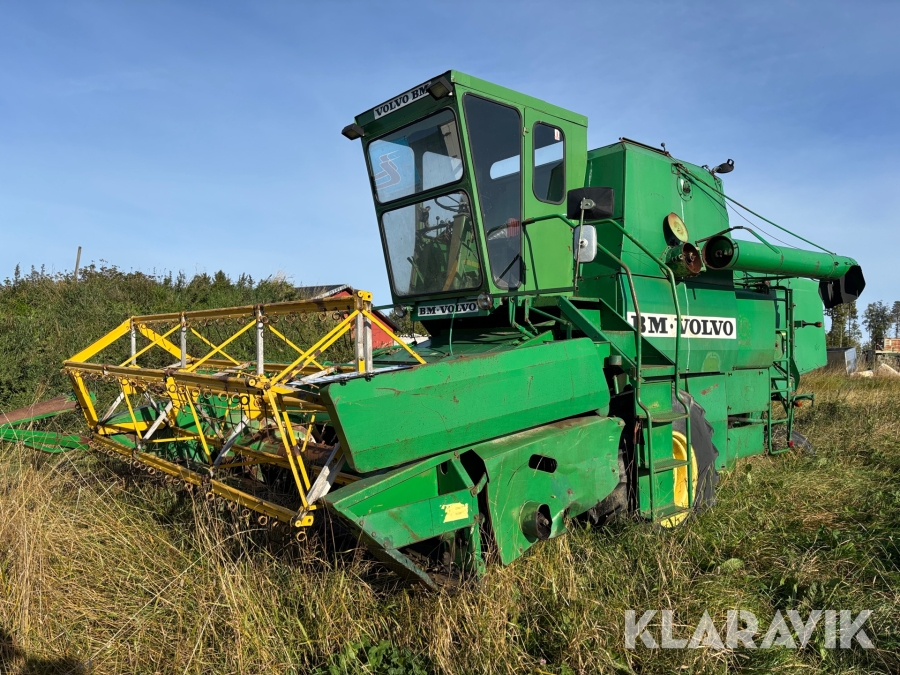 Skördetröska Volvo BM S 950 ”fältherrarna