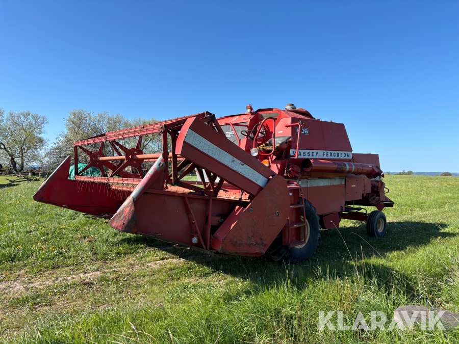 Skördetröska Massey Ferguson 506