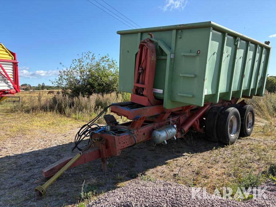 Lastväxlarkärra med GMM container