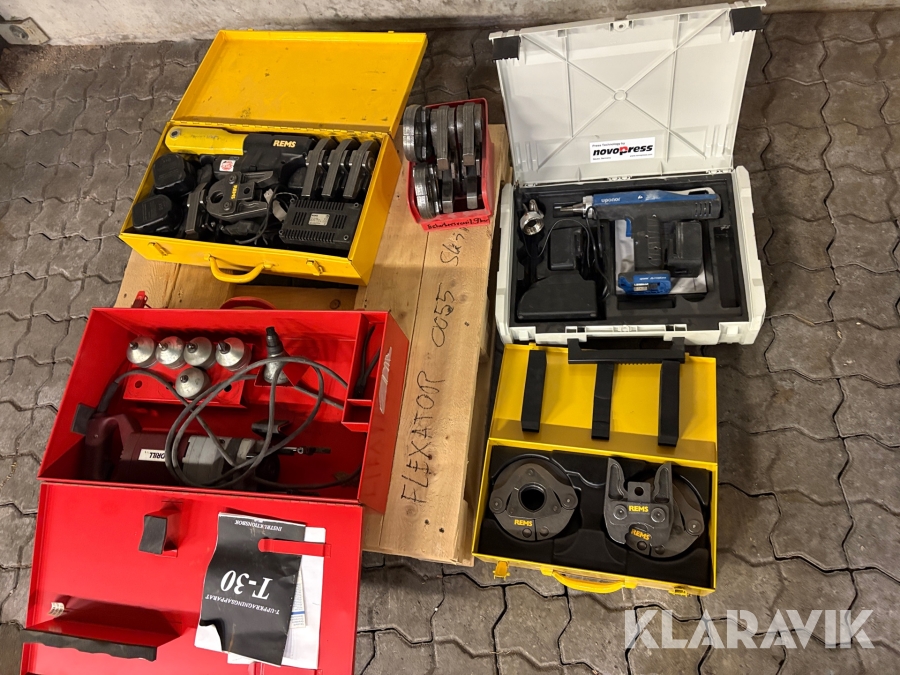 Pressverktyg 3 st, inkl flera pressbackar