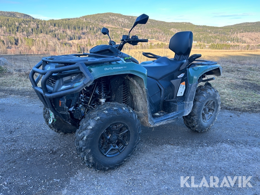 ATV Can-Am Outlander med vinsch och plog