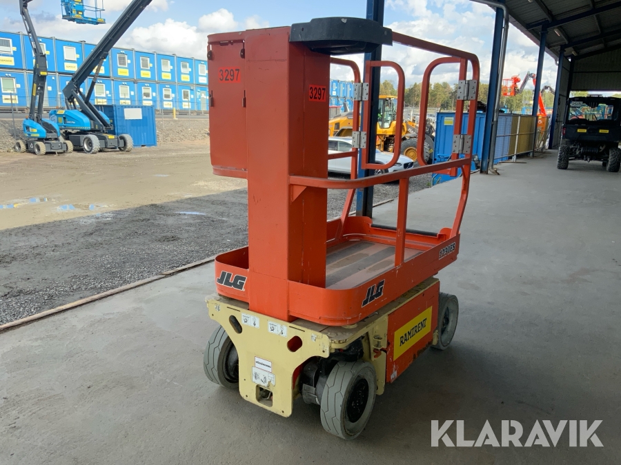 Pelarlift JLG 1230 ES