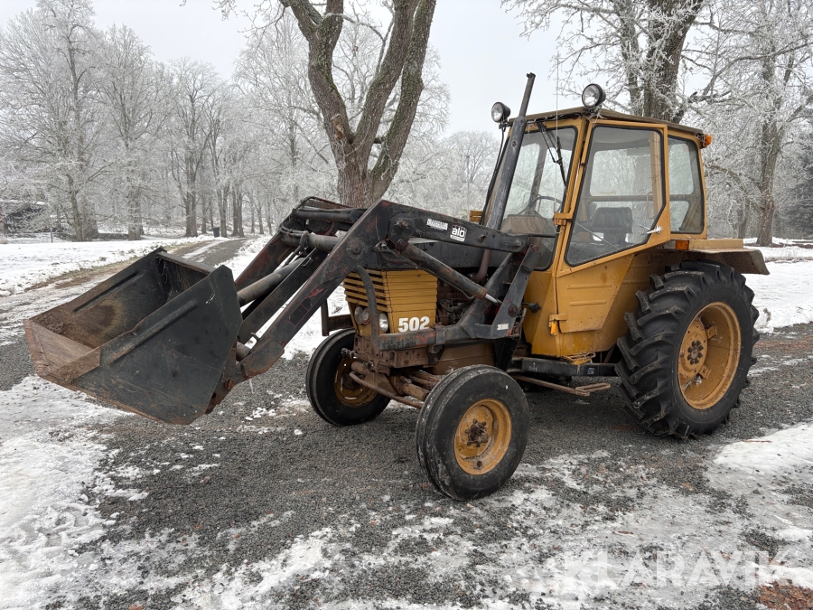 Traktor Valmet 502 med lastare,skopa och vikt
