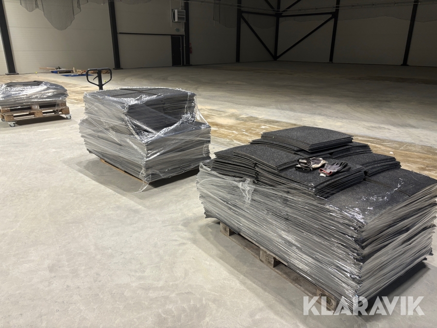 Golvmattor 50x50 ca 280 m2