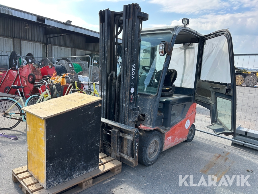 Motviktstruck Toyota Traigo 80 8FBMKT30