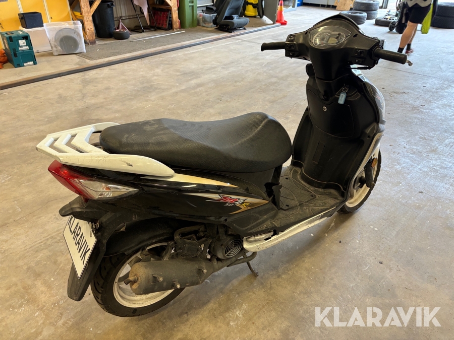 Moped Sym jet 4R, Eksjö, Klaravik auktioner