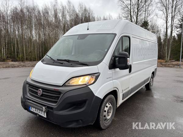 Skåpbil Fiat Ducato med verkstadsinredning
