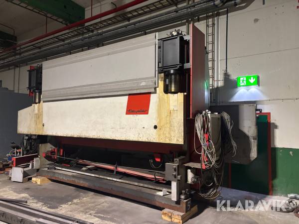 Kantbockningsmaskin Beyeler PR 36 ton