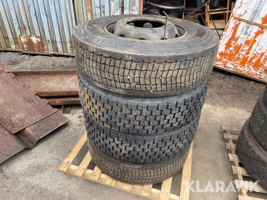Lastbilsdäck Continental 295/80R22,5 4 st