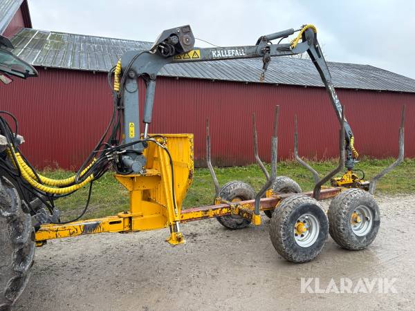 Skogsvagn Källefall 6500kg med 4,7m kran & vinsch