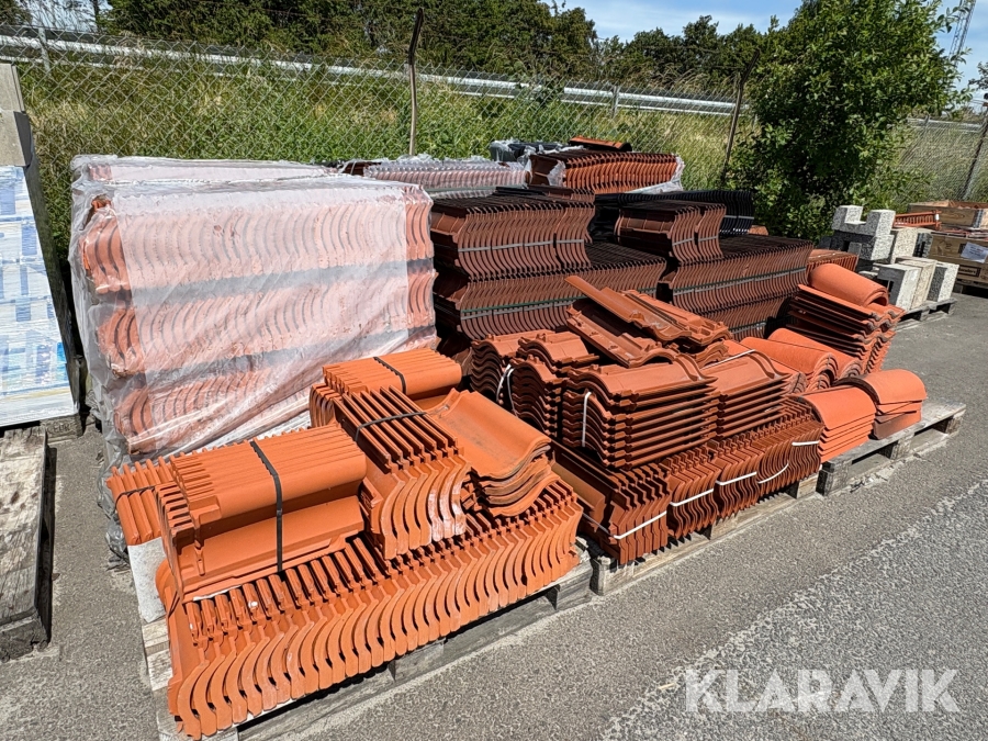 Taktegelpannor - svarta och röda