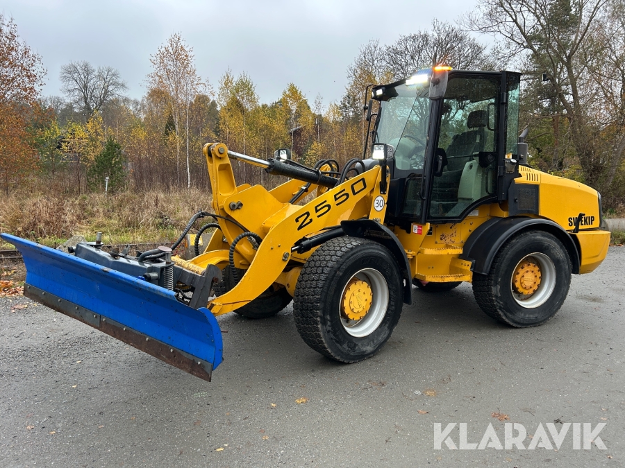 Hjullastare Swekip 2550 + redskap