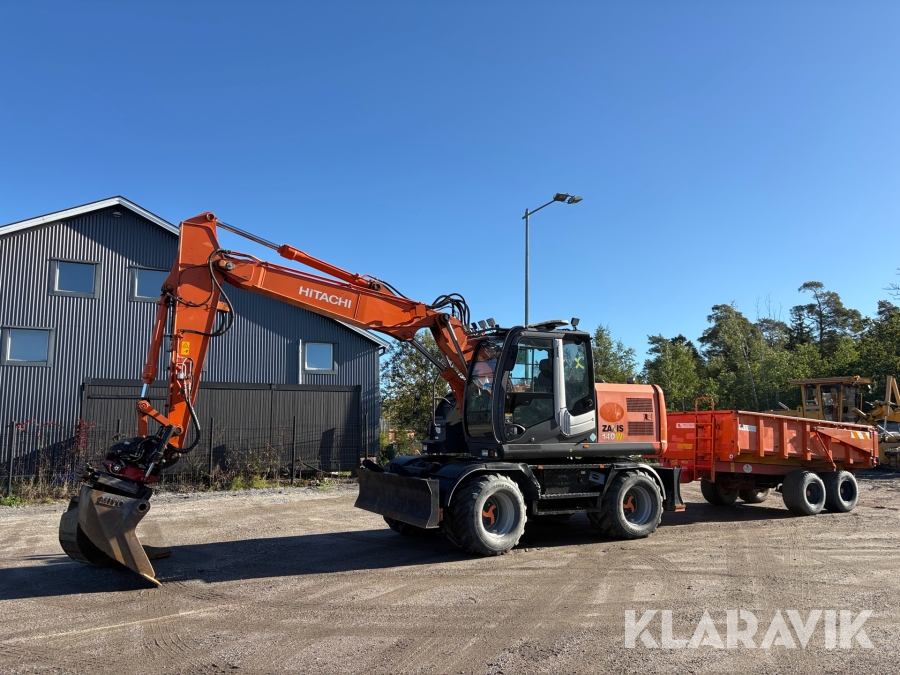 Grävmaskin Hitachi ZX140W-3 med kärra & skopor