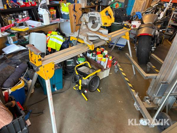 Kap & gersåg Dewalt DW707 med stativ