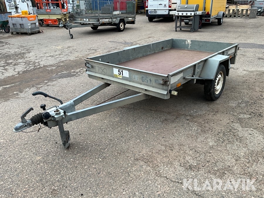 Personbilssläp Tiab 2475