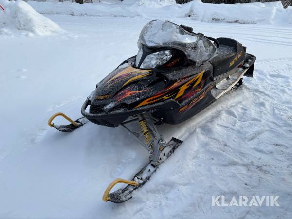 Snöskoter Arctic Cat Firecat EFI