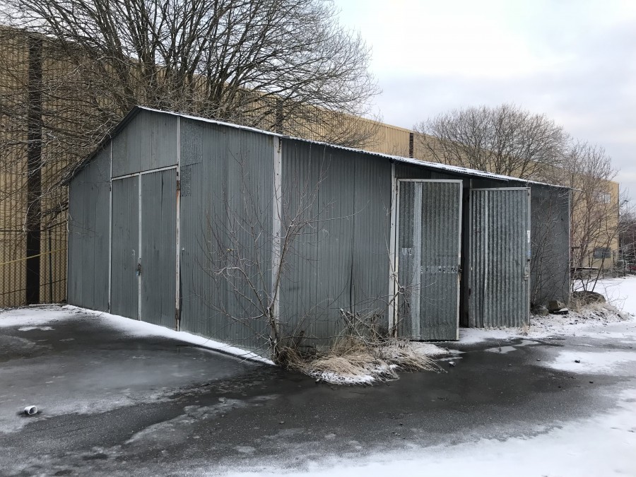 FÖRRÅD / PLÅTSKJUL