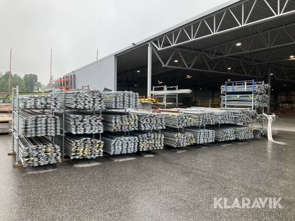 Part med ställning Haki