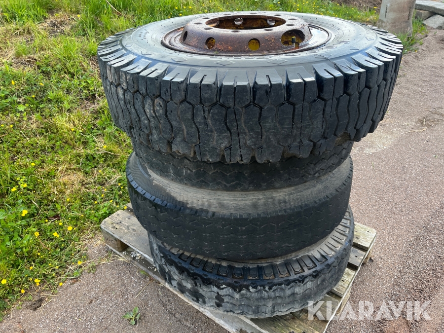 Däck Goodyear 10.00-20 till kärra 4st