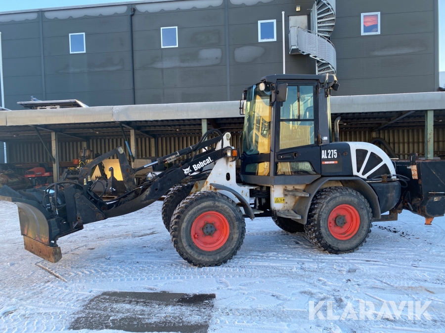 Klaravik Auktioner | Redskapsbärare Bobcat AL275 D