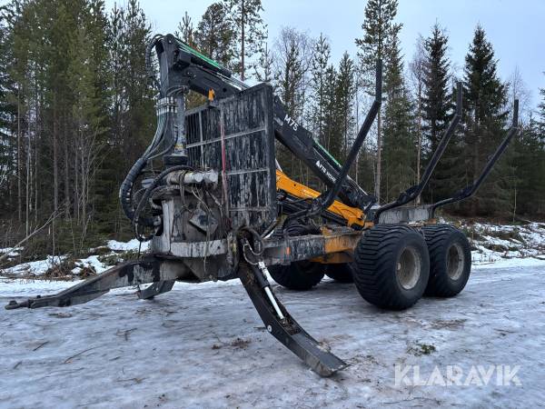 Skogsvagn Moheda M151 4WD med M75-kran & risrede