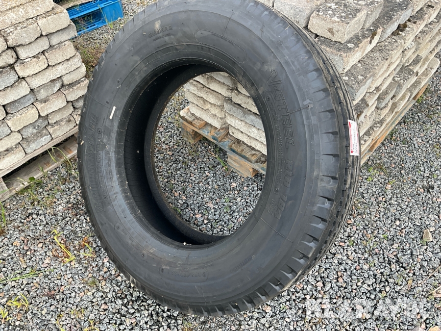 Lastbilssläpsdäck Bridgestone 275/70 R22,5 4 st